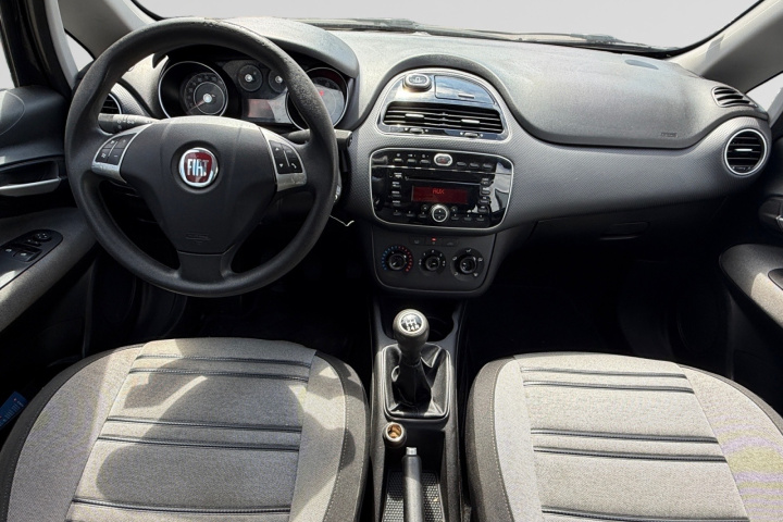 Fiat PUNTO EVO - Image 11